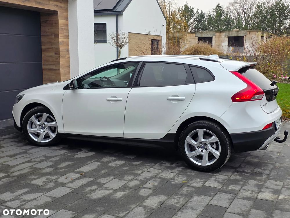 Volvo V40 Cross Country D4 Drive-E Momentum - 17