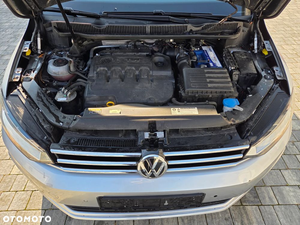 Volkswagen Touran 1.6 TDI SCR Join - 23
