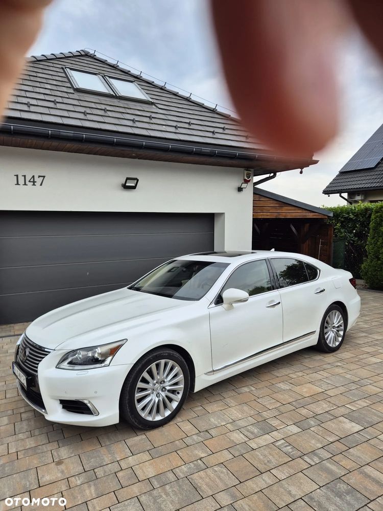 Lexus LS 460 Elite AWD - 3