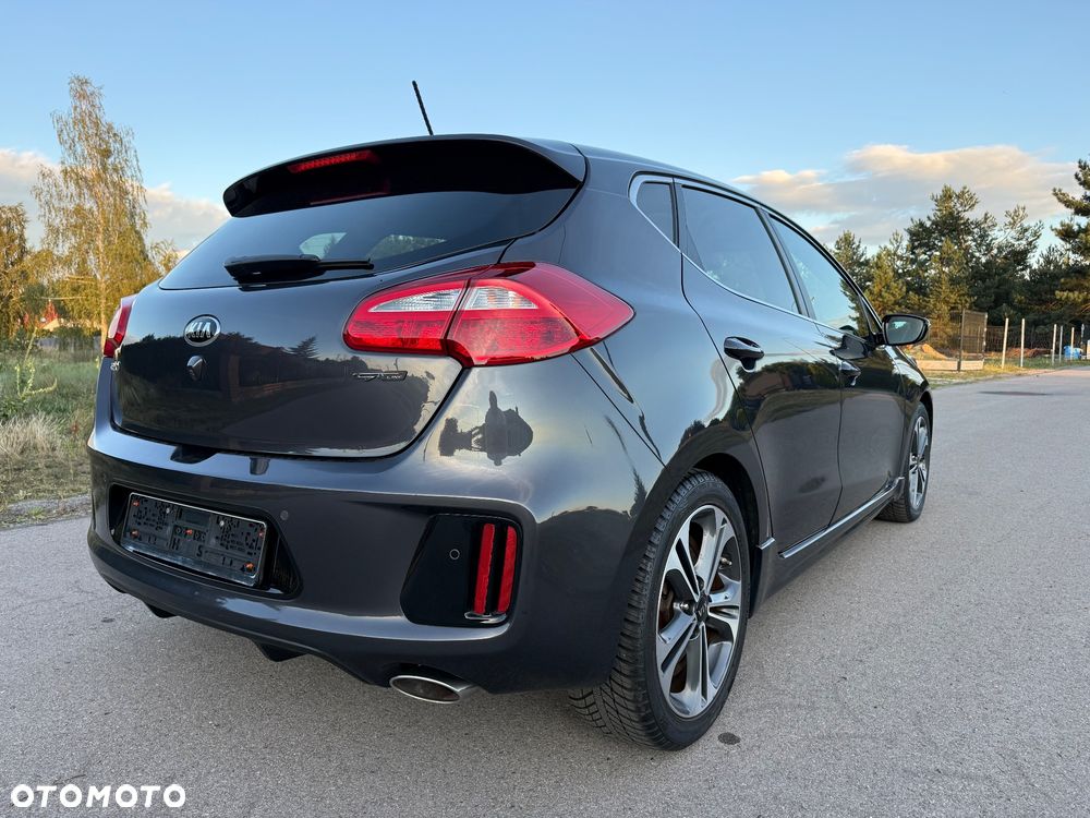 Kia Ceed 1.6 CRDi 136 DCT ISG GT Line - 4