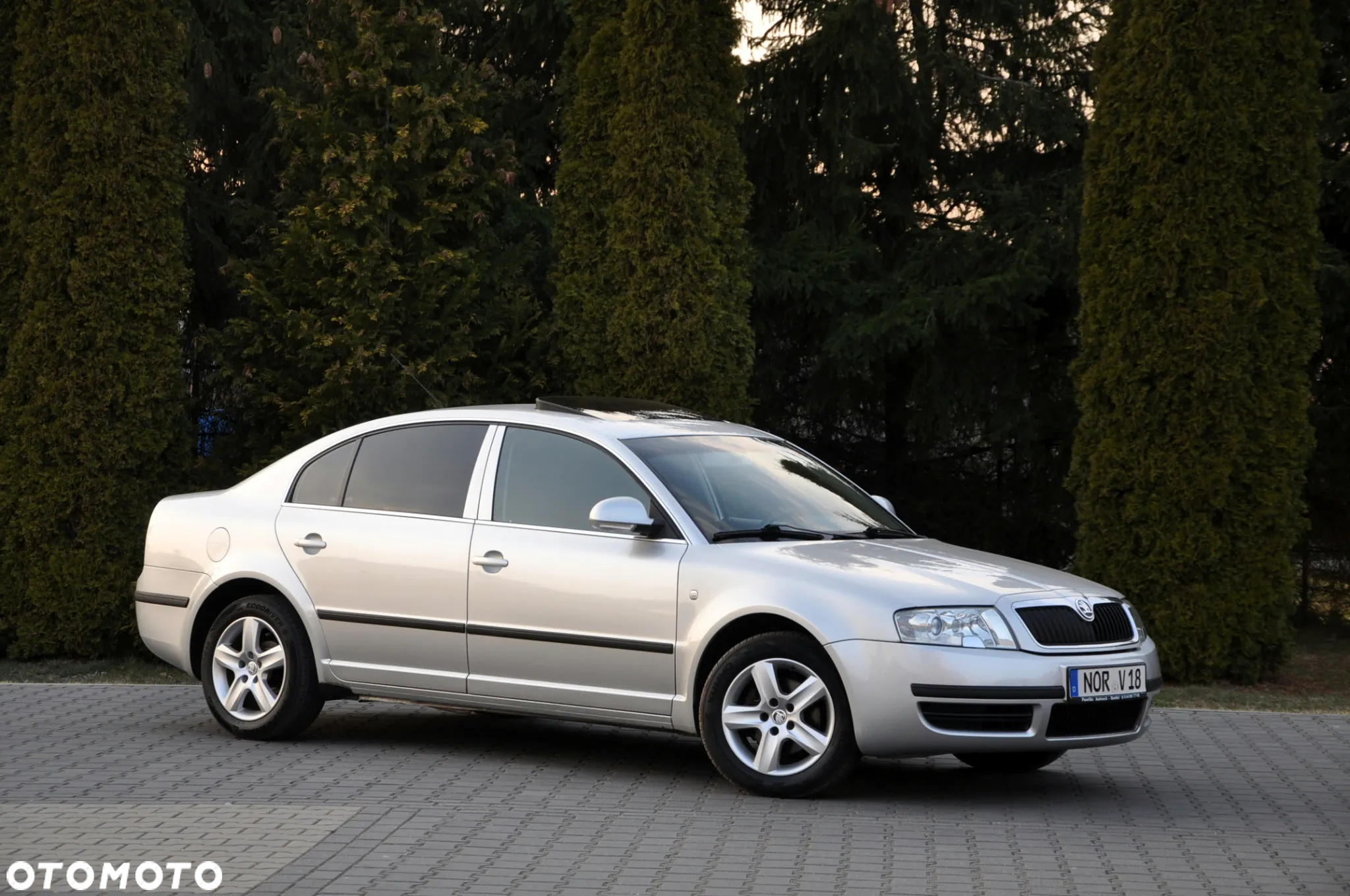 Skoda Superb 1.8 Turbo - 4