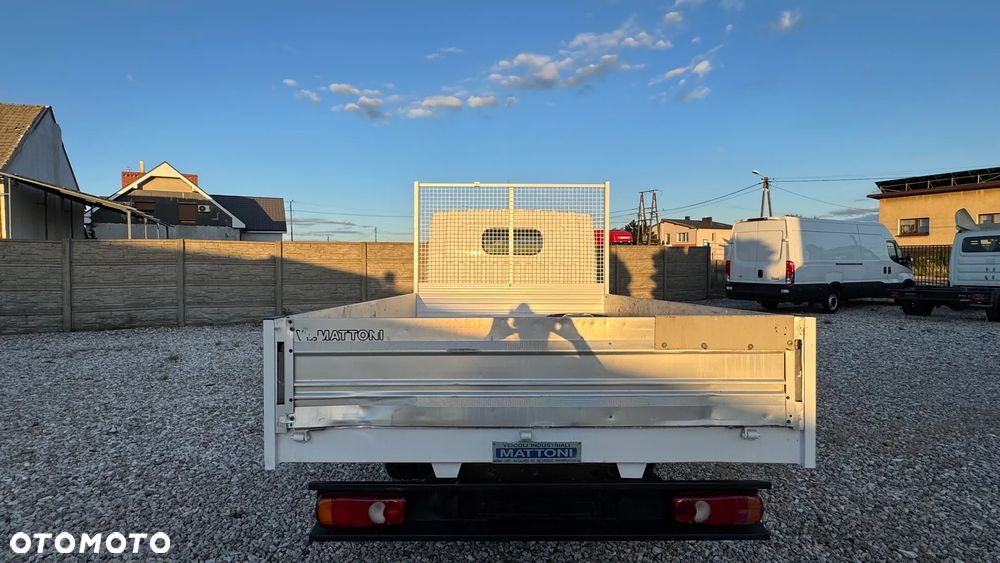 Nissan Cabstar - 12