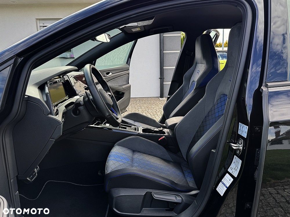 Volkswagen Golf 2.0 TSI 4Motion R DSG - 26