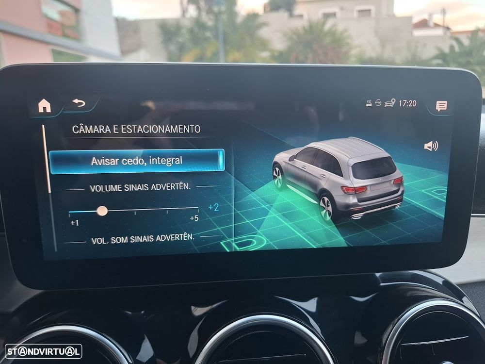 Mercedes-Benz GLC 300 e 4Matic - 27