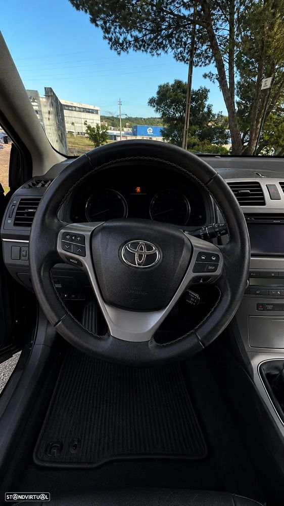 Toyota Avensis SW - 6
