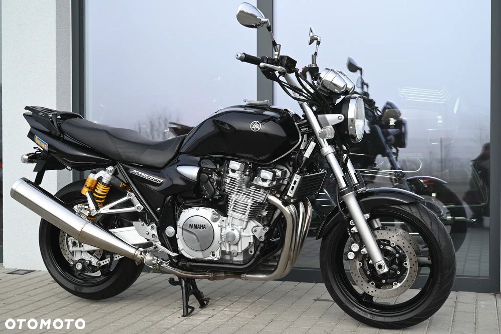 Yamaha XJR - 41