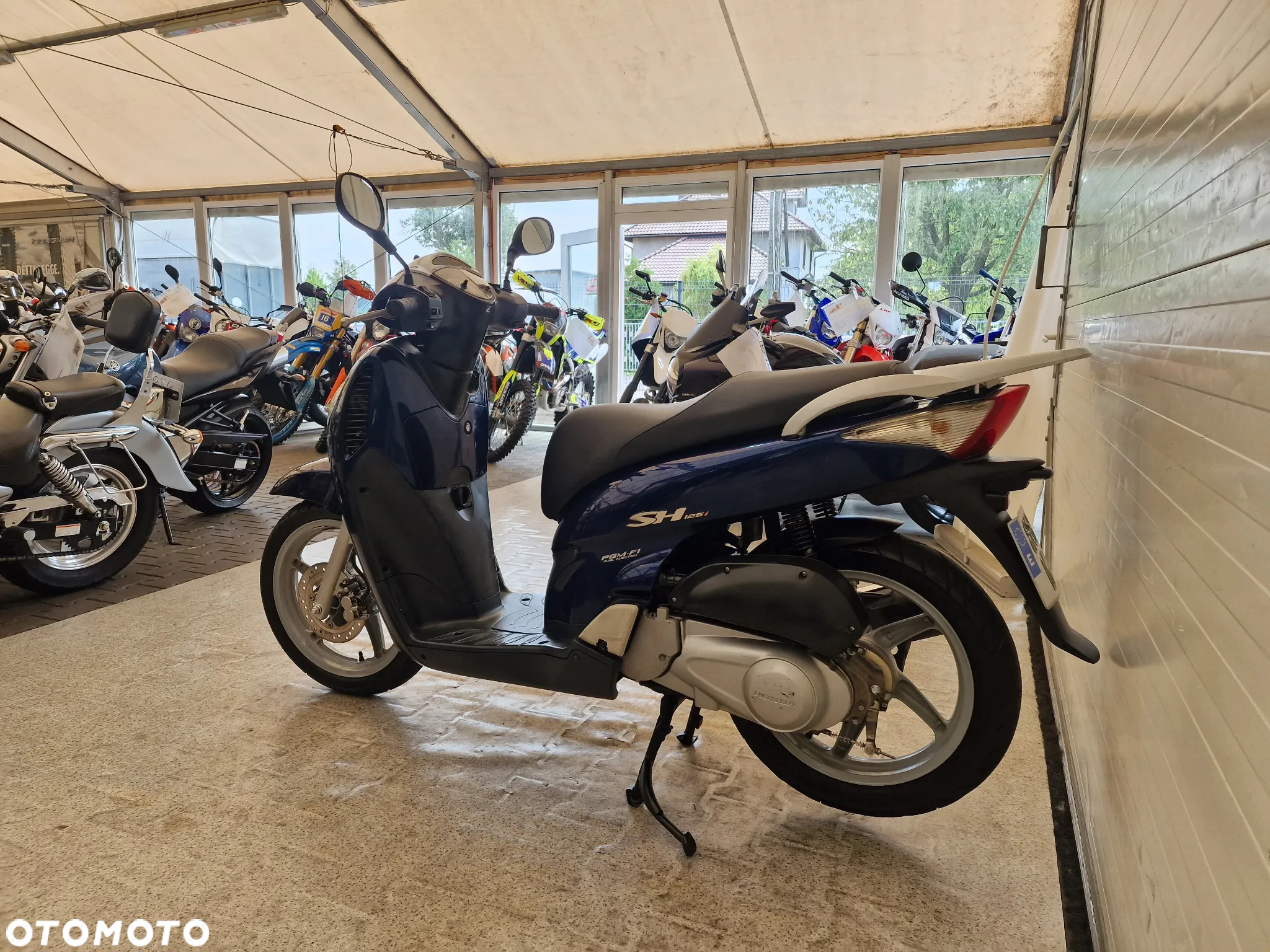Honda SH - 16