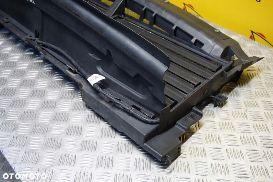 CHEVROLET TAHOE SUBURBAN 2020 - 2023 Wzmocnienie Pas Żaluzja Przód USA - 6