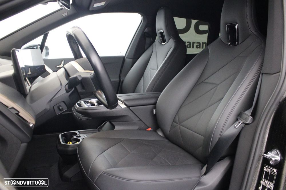 BMW iX xDrive 40 - 34