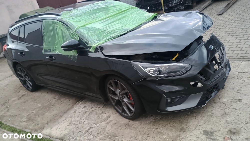 Ford Focus - 20