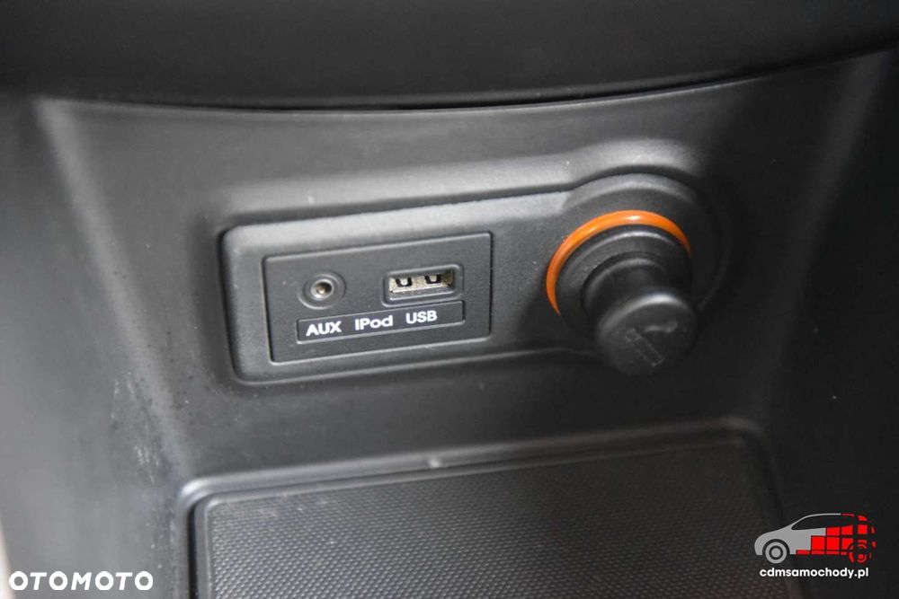 Kia Venga - 31