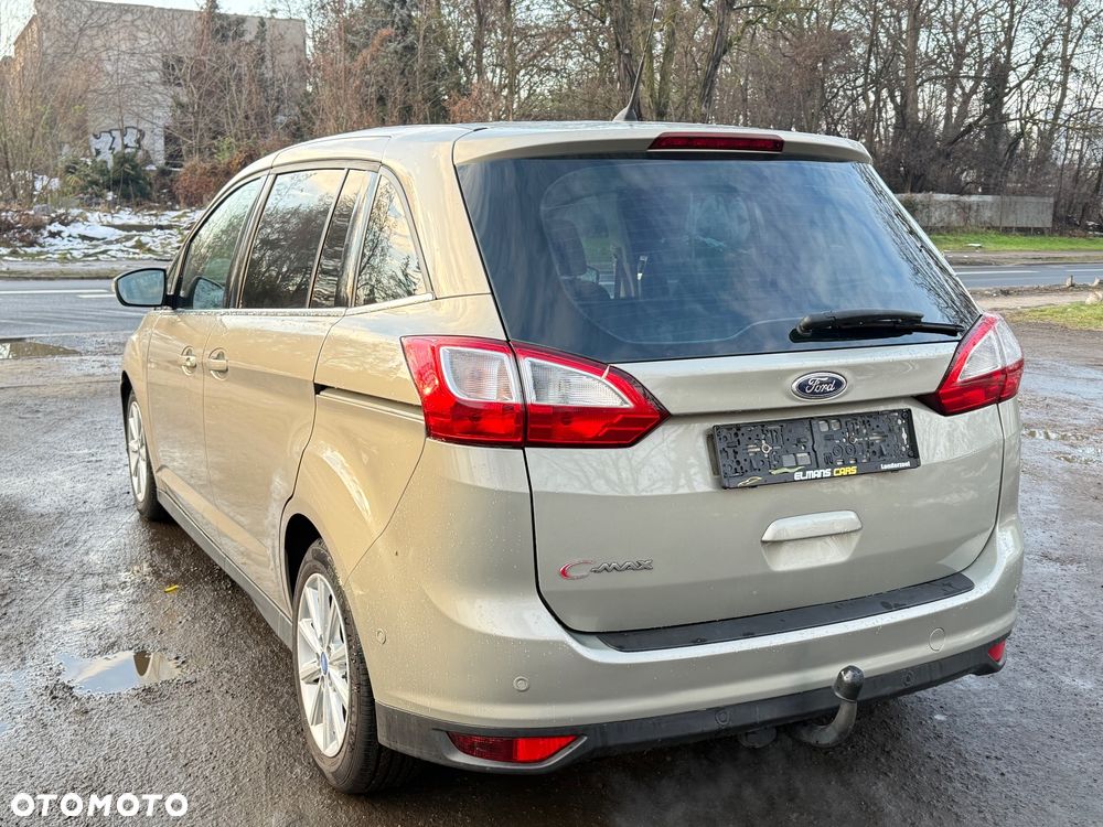 Ford Grand C-MAX - 4