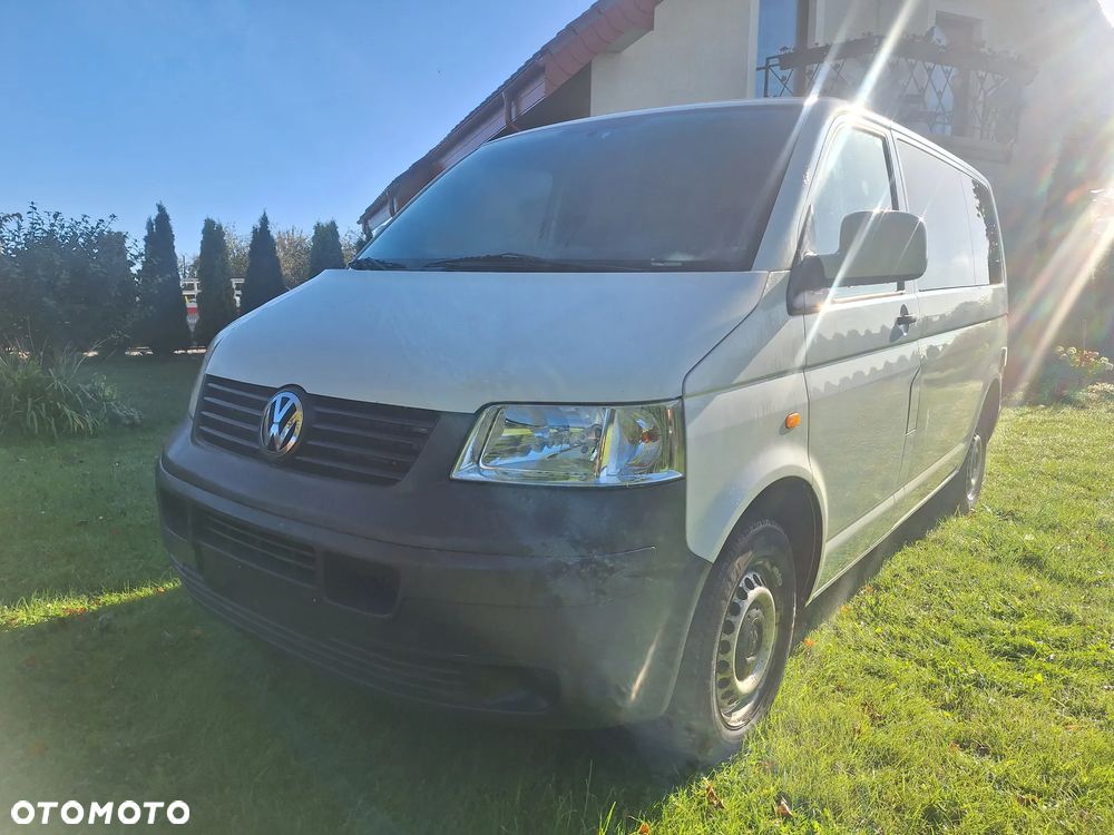 Volkswagen Transporter - 2