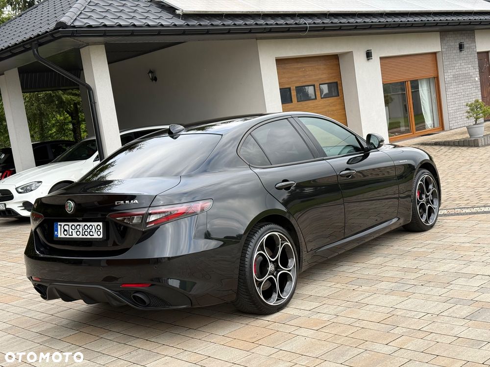 Alfa Romeo Giulia 2.0 Turbo Veloce Q4 - 11