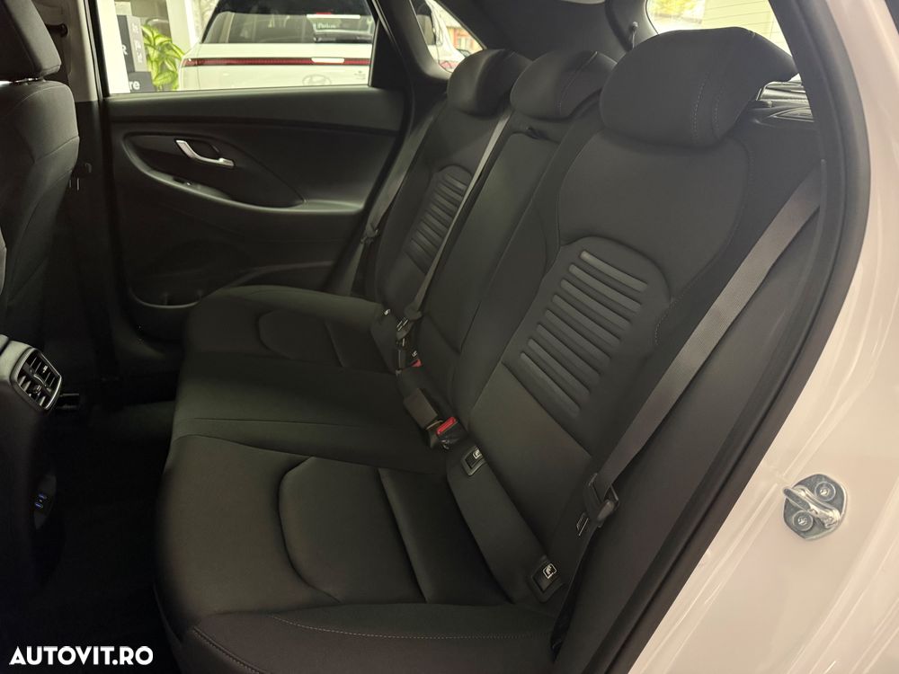 Hyundai i30 1.5 T-GDI 140CP 7DCT MHEV Highway - 14