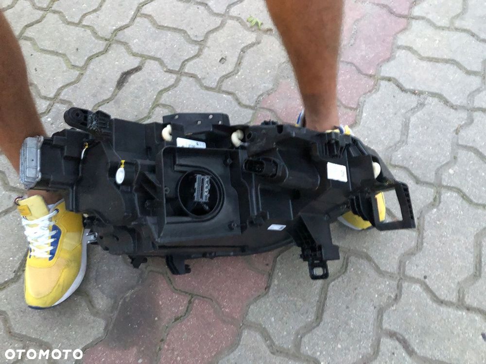 ID4 ID5 23r LAMPA IQ LED 11B941077G 11B941035N ID 4 - 4