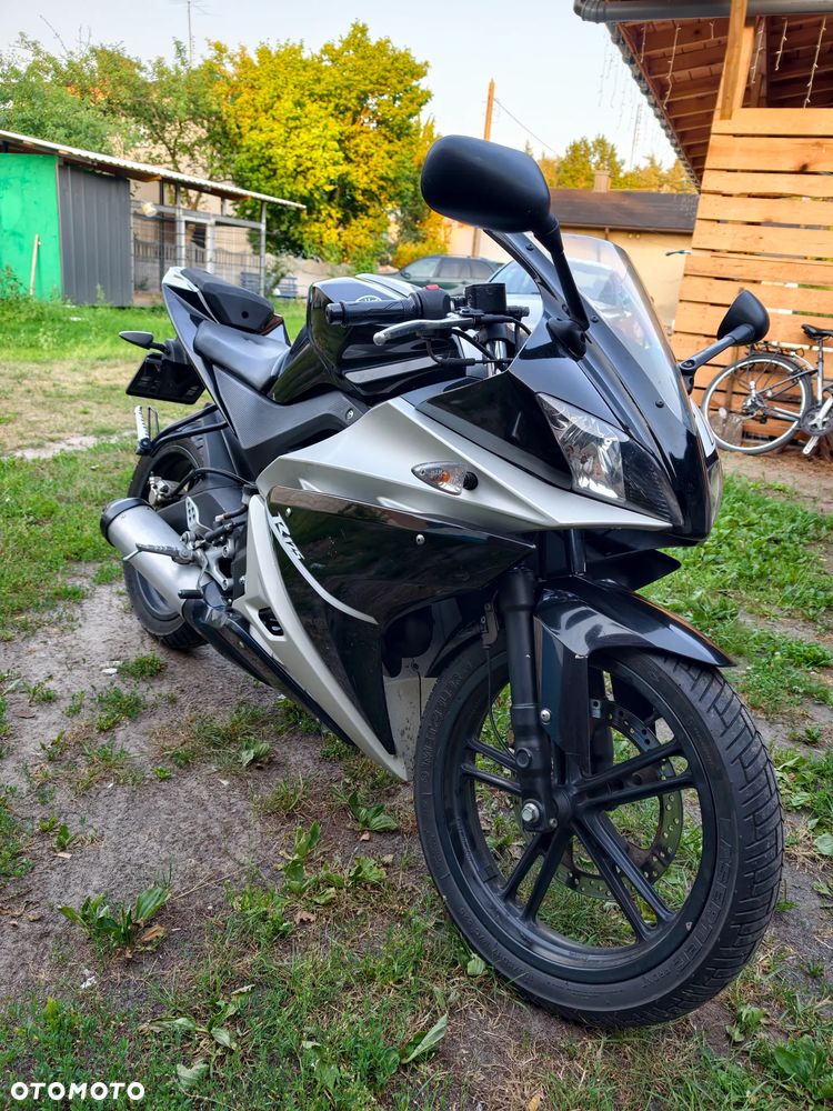 Yamaha YZF - 10
