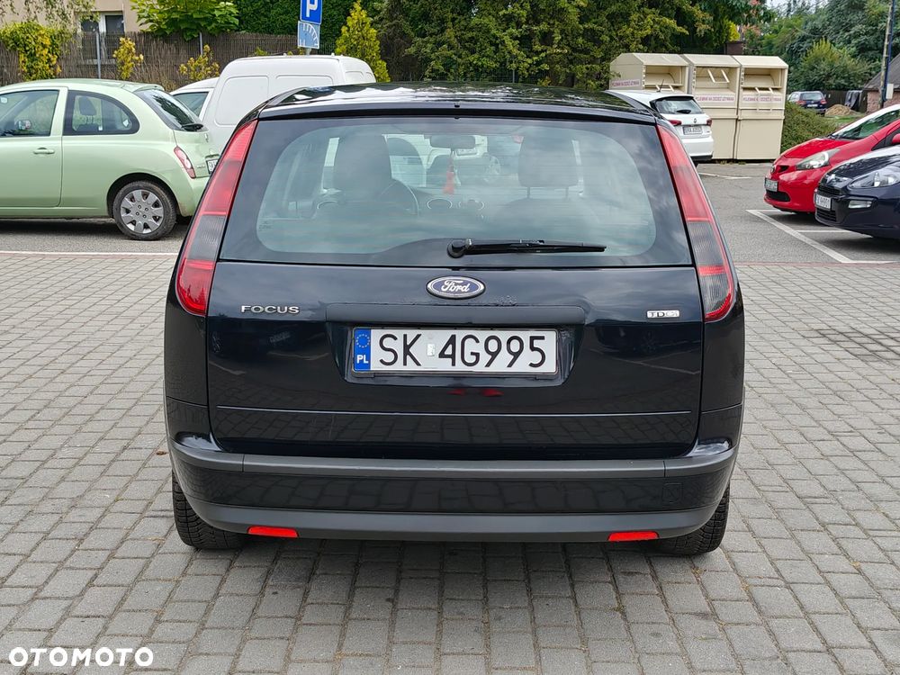 Ford Fiesta - 8