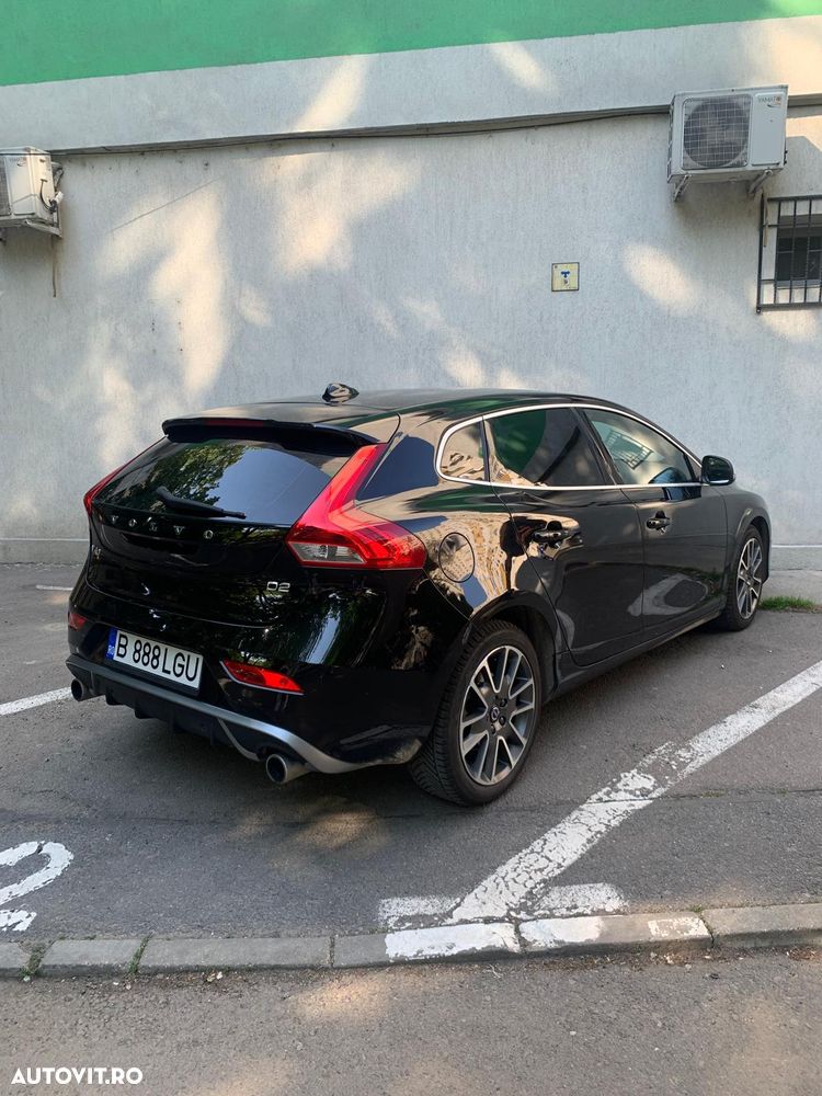 Volvo V40 D2 Basic - 2