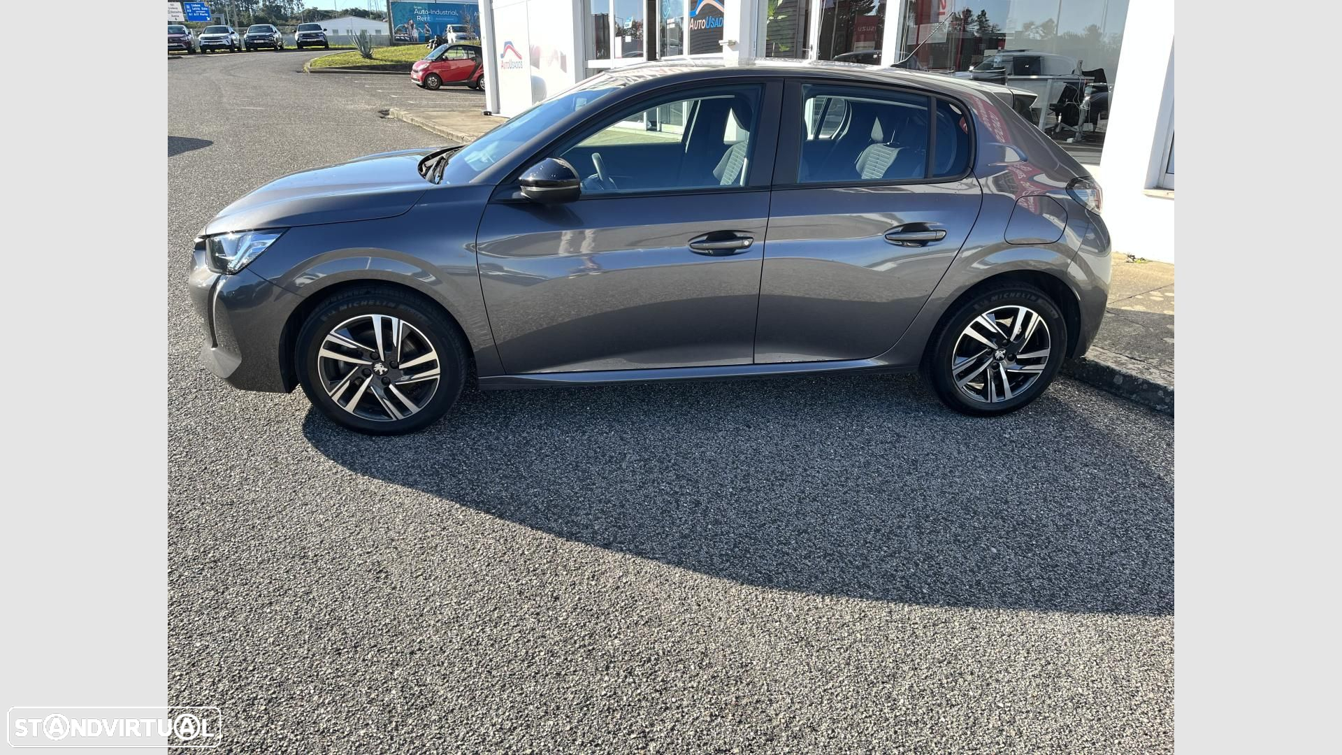 Peugeot 208 1.2 PureTech Allure - 5