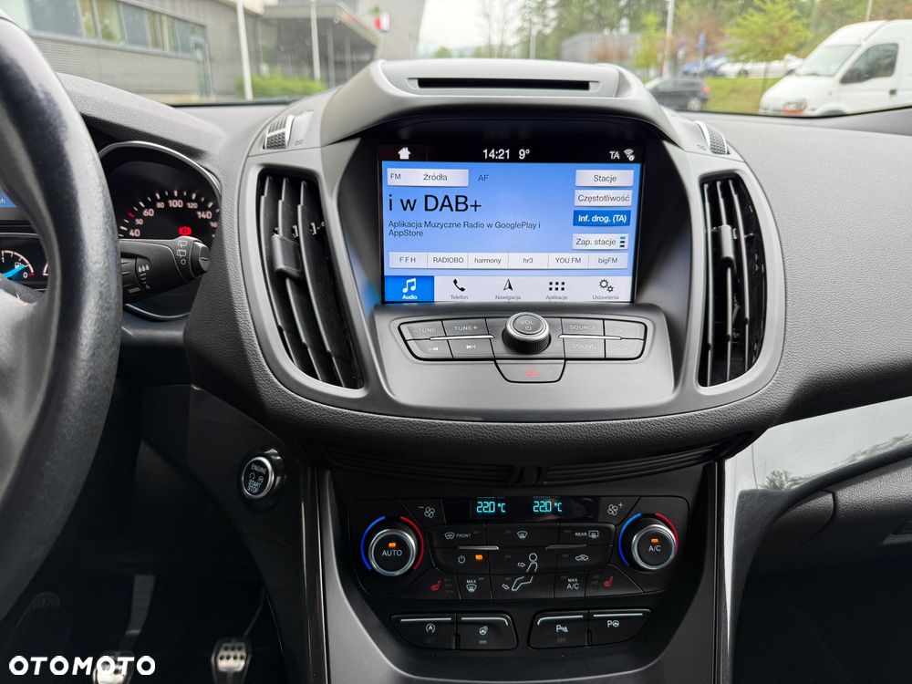 Ford Kuga 1.5 EcoBoost 2x4 ST-Line - 22