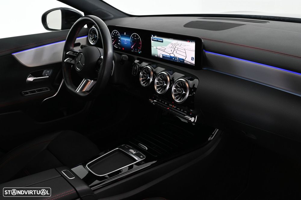 Mercedes-Benz CLA 200 d Shooting Brake AMG Line Aut. - 20