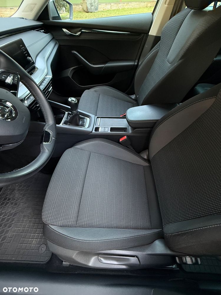 Skoda Octavia 1.5 TSI ACT Ambition - 16