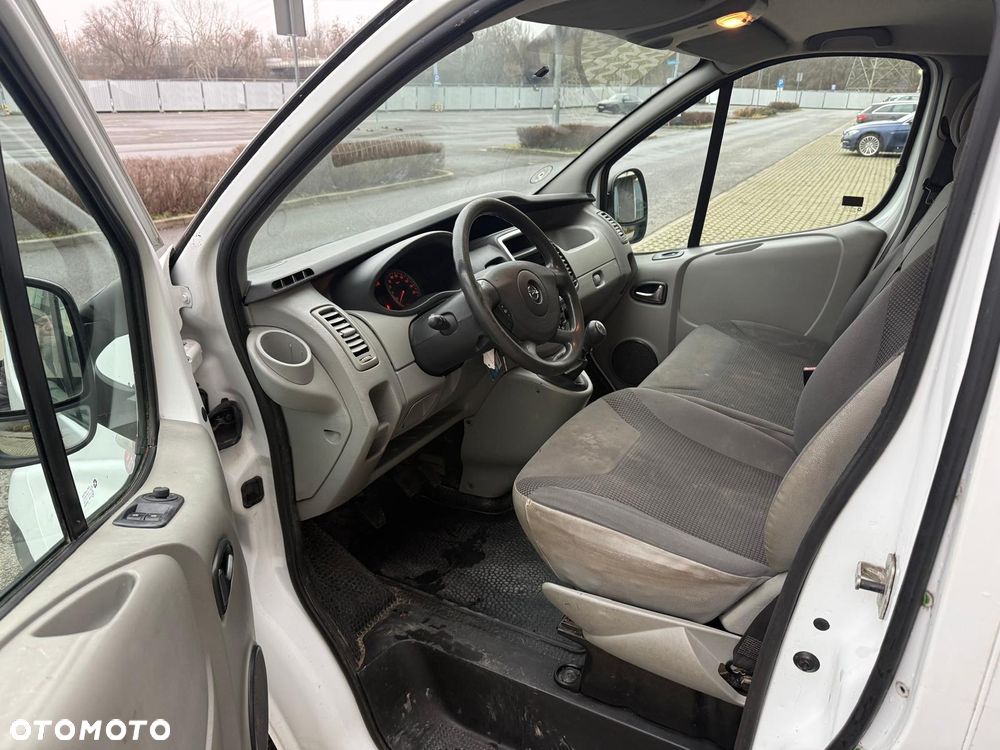 Opel Vivaro 2.0 CDTi Long Klimatyzacja Faktura VAT *tylko 120 000 km - 9