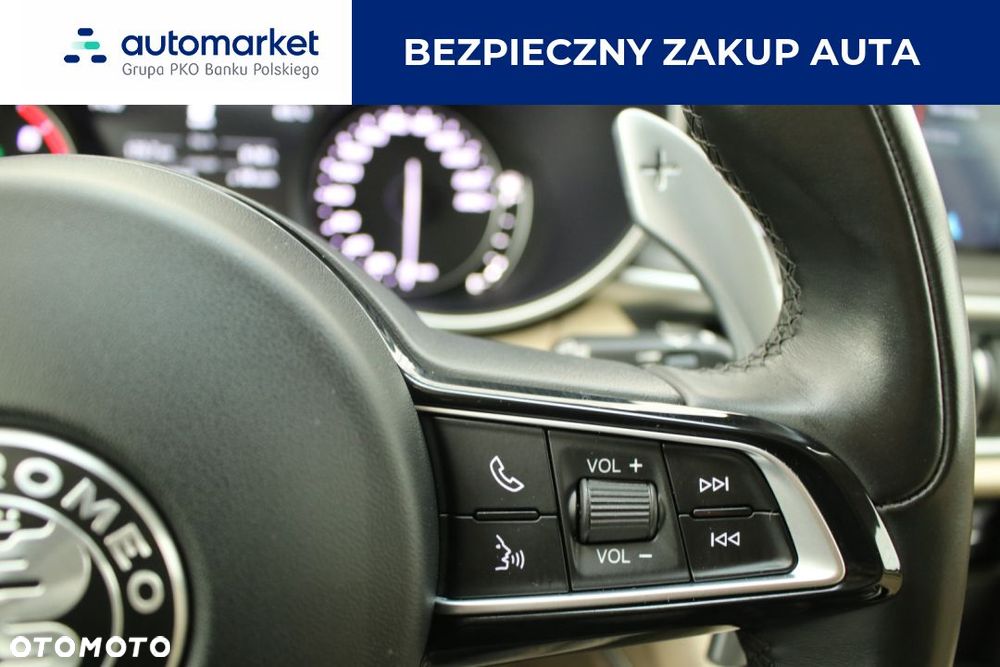 Alfa Romeo Stelvio 2.0 Turbo 6C Villa D'este Q4 - 17