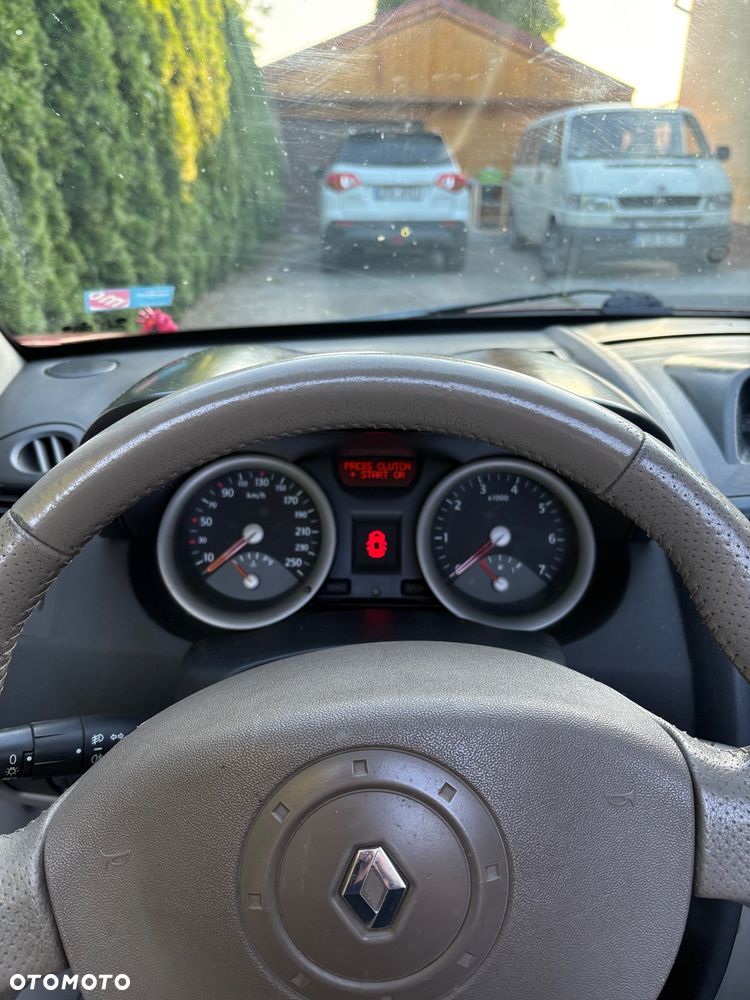 Renault Megane 2.0 Luxe Privilege - 8