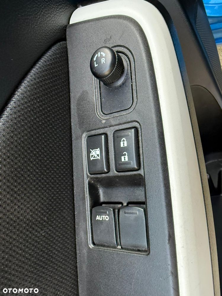 Suzuki Swift - 12