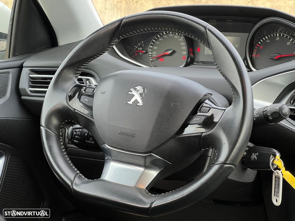 Peugeot 308 1.5 BlueHDi Business Line - 18