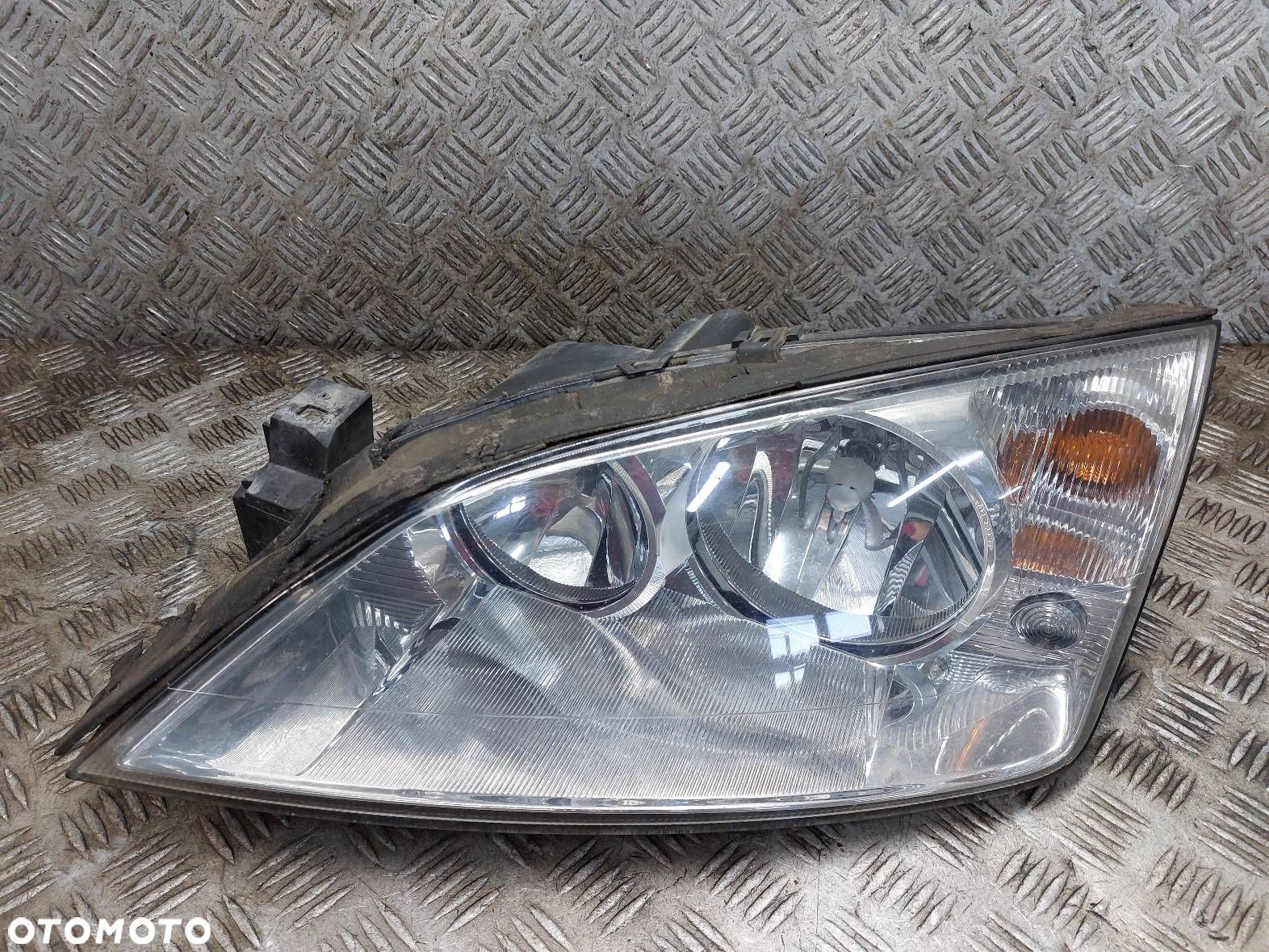 LAMPA LEWY PRZÓD FORD MONDEO MK3 EU EUROPA 1S71-13006-AM - 1