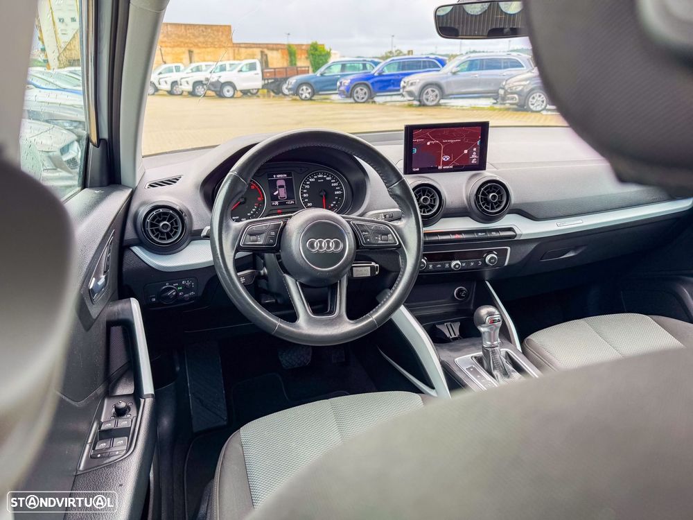 Audi Q2 30 TDI S tronic - 27