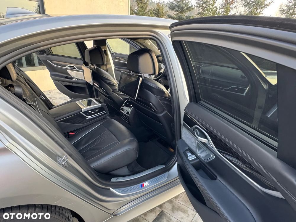 BMW Seria 7 750d xDrive - 16