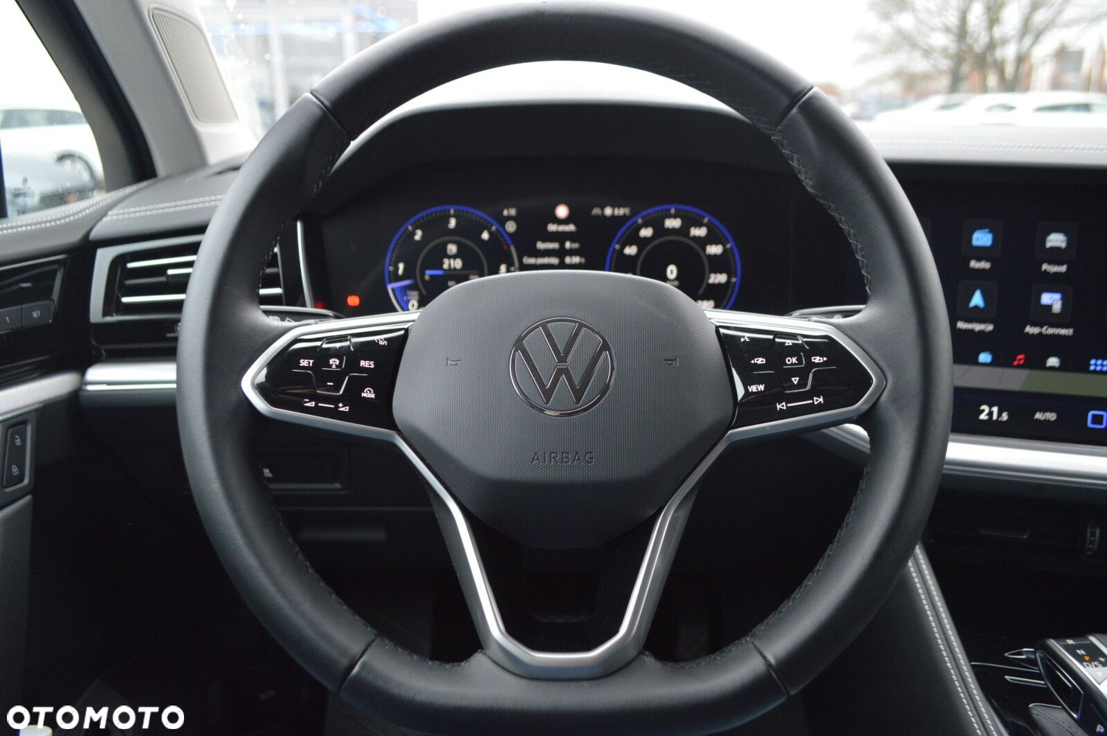 Volkswagen Touareg 3.0 V6 TDI SCR 4Mot R-Line - 10