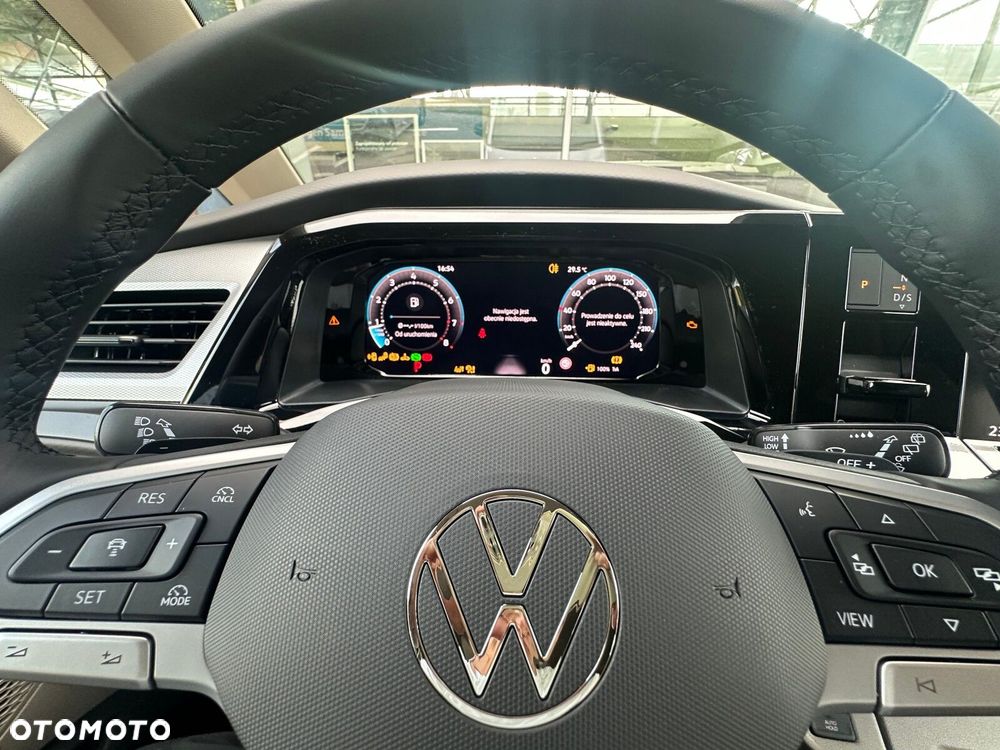 Volkswagen california Nowa California Beach silnik: 2,0 l TSI OPF 204 KM / skrzynia biegów: 7-biegowa DSG rozstaw osi: 3124 mm - 16