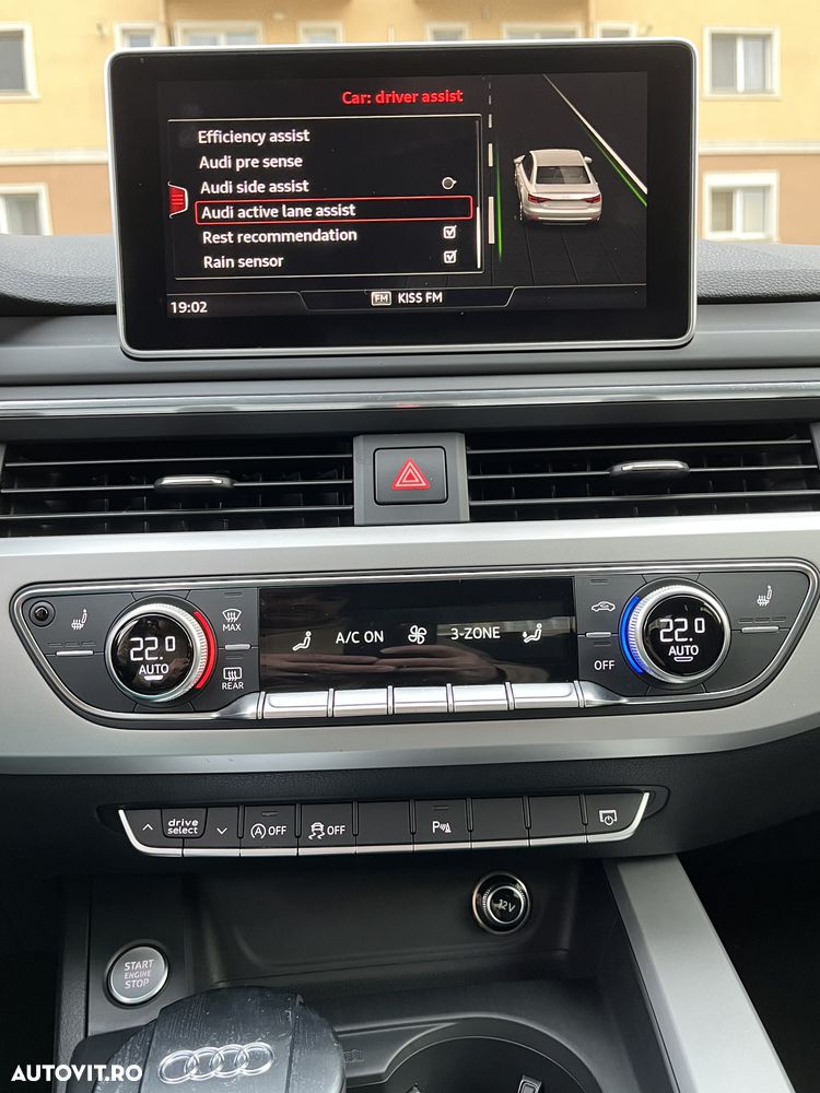 Audi A4 2.0 TDI quattro S tronic - 35