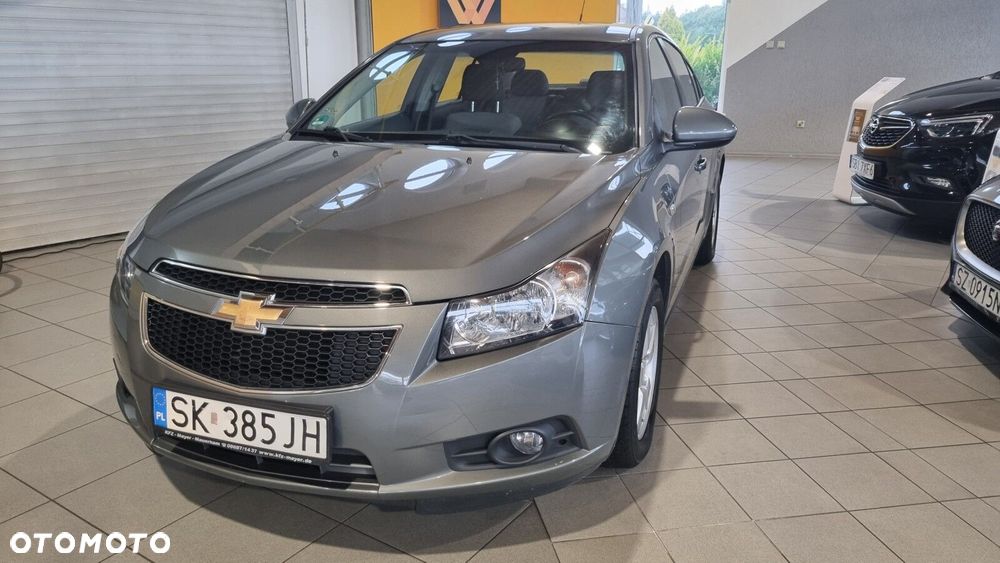 Chevrolet Cruze - 11