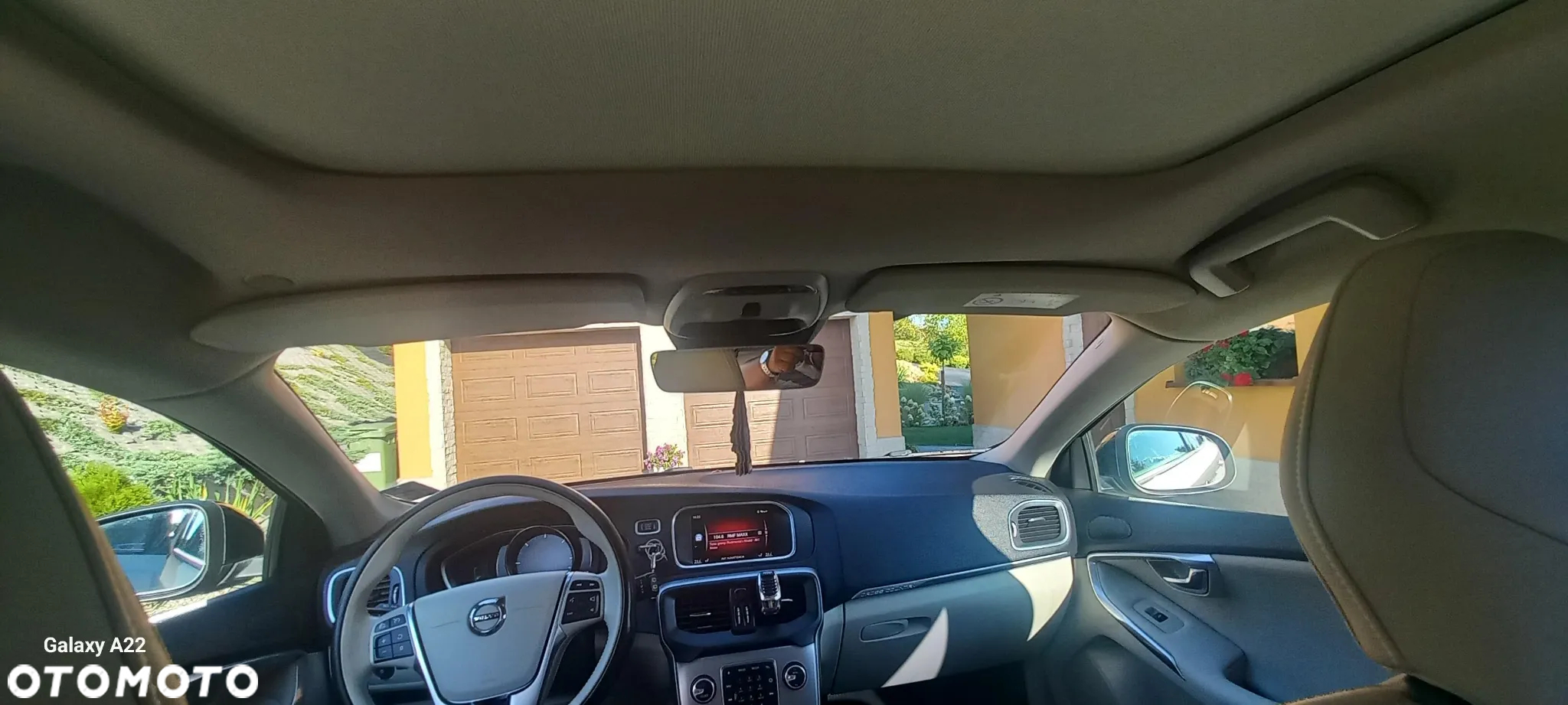 Volvo V40 D3 Drive-E Momentum - 24