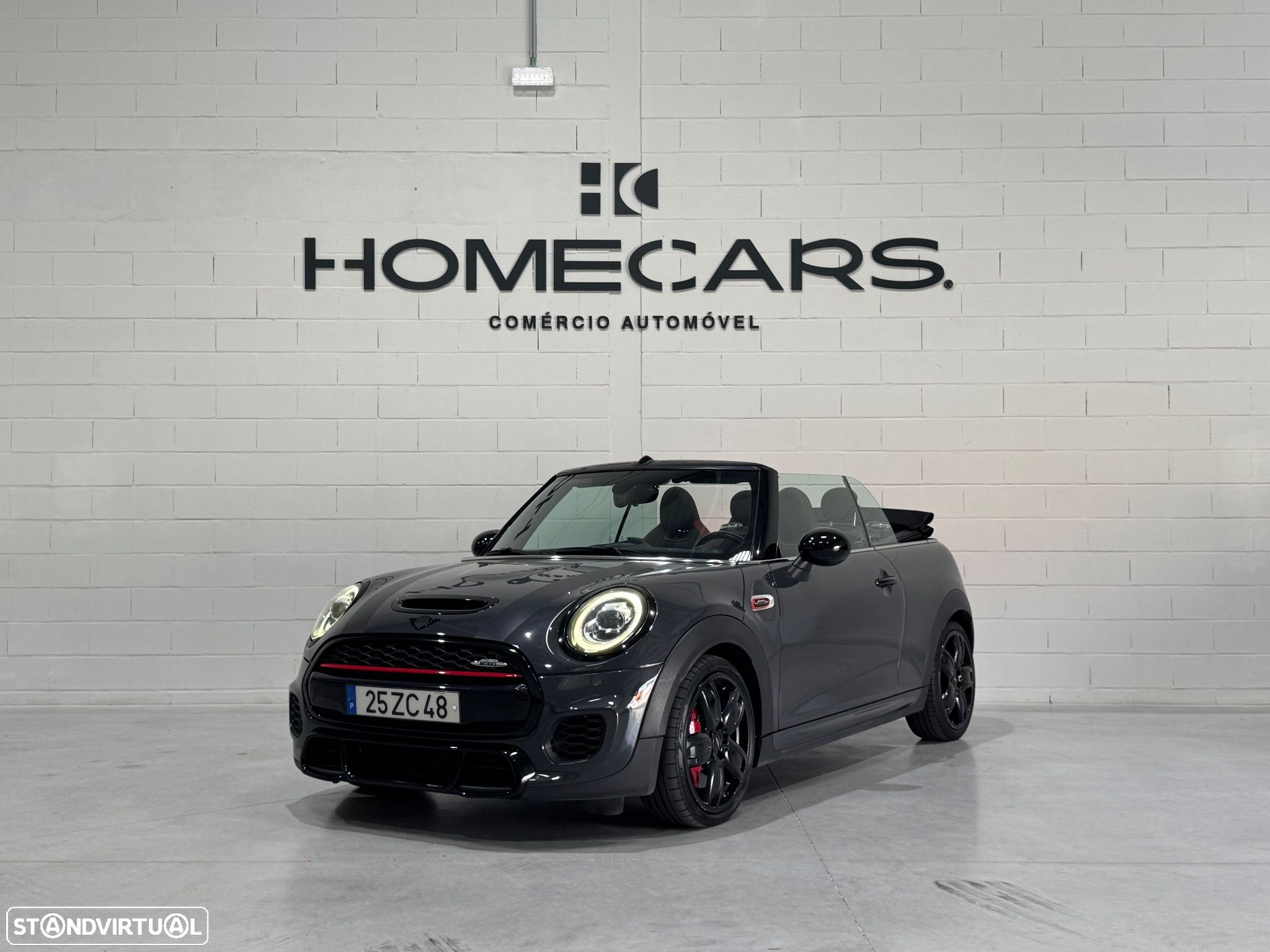 MINI Cabrio John Cooper Works Auto Desportiva - 1