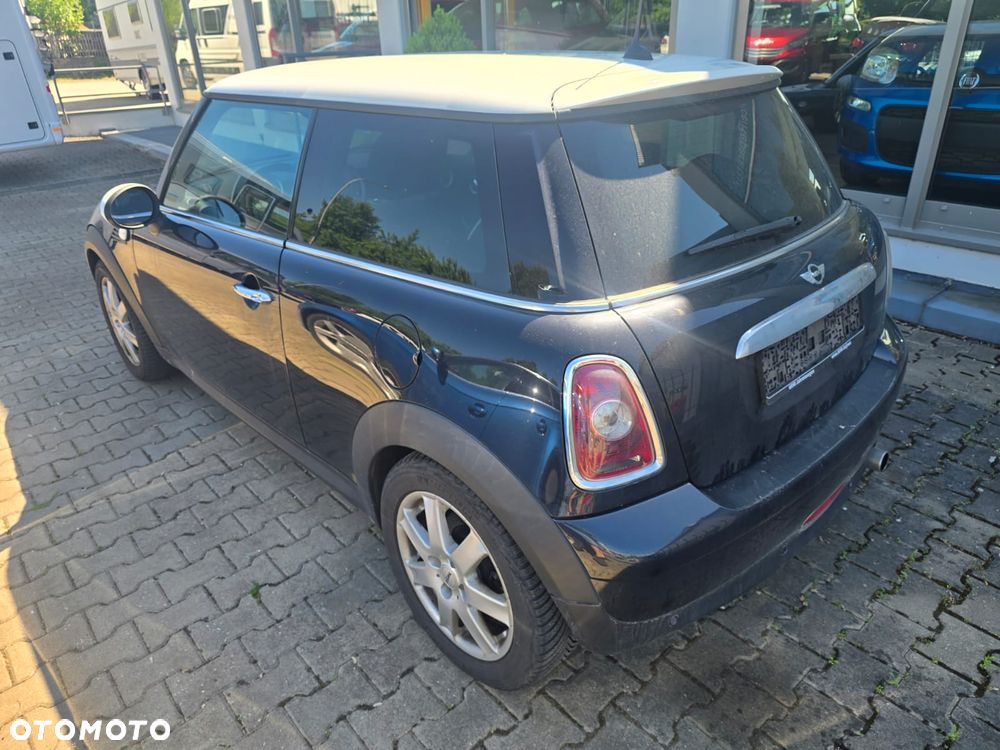 MINI Cooper 50 Mayfair - 4