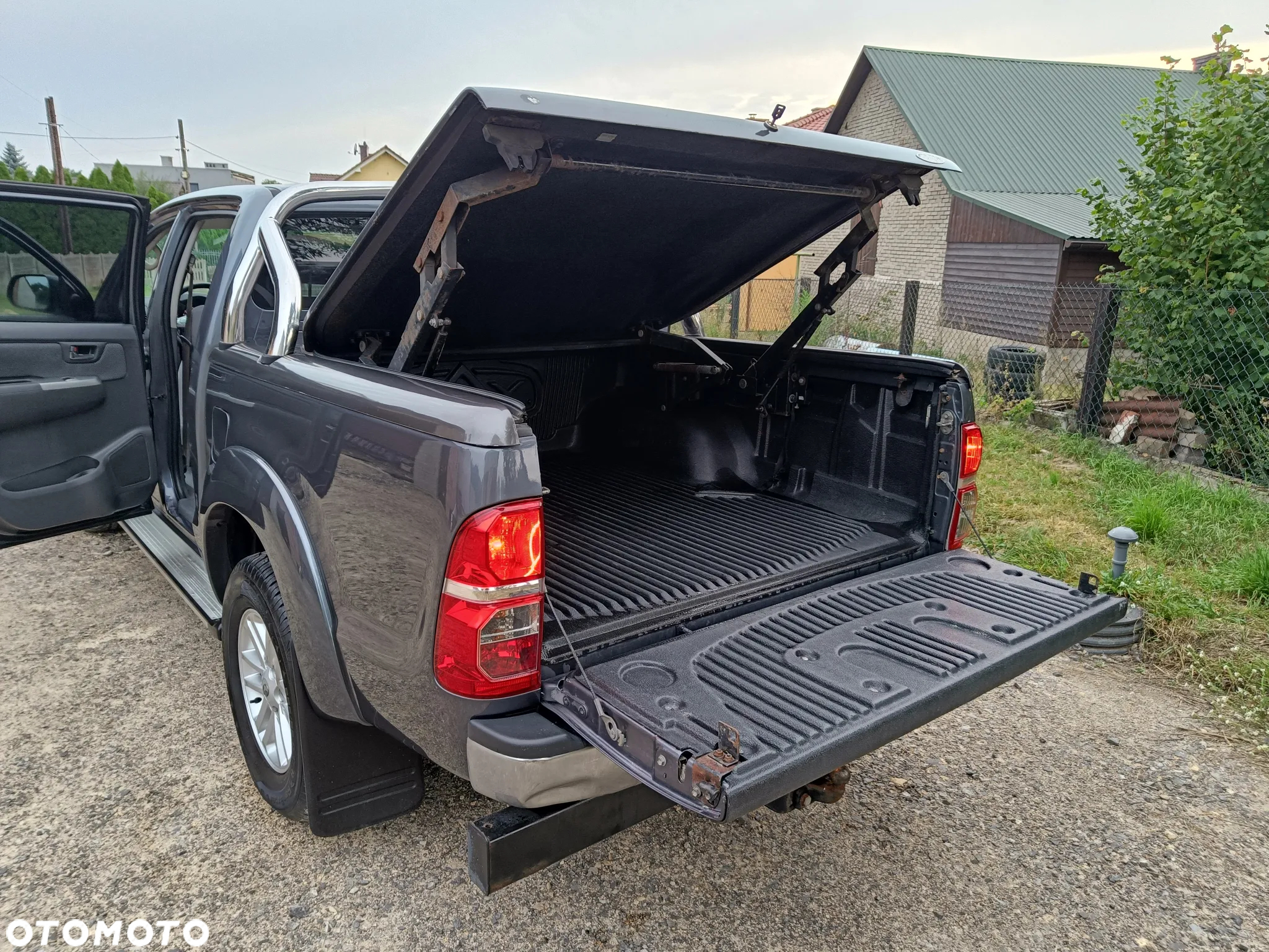 Toyota Hilux 3.0 D-4D SR5 - 22