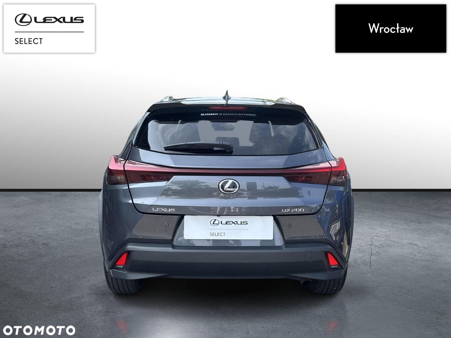 Lexus UX - 4
