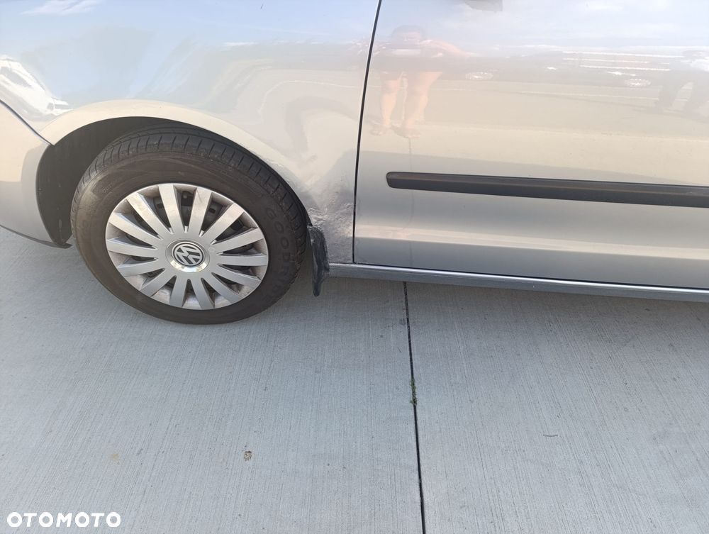 Volkswagen Polo 1.4 Tour - 8