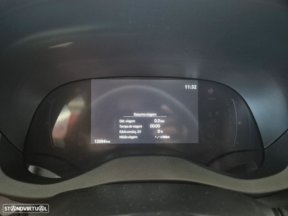 Toyota Yaris Cross 1.5 HDF Luxury - 10
