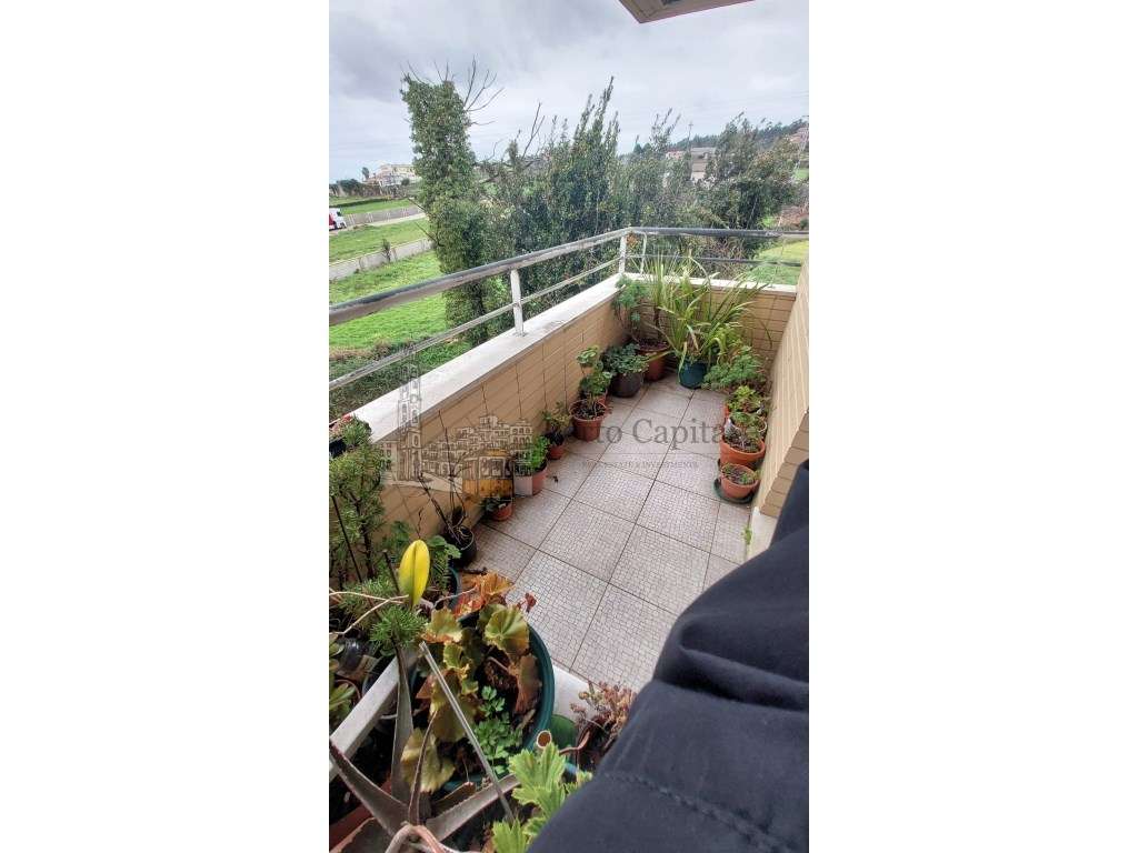 EXCELENTE APARTAMENTO T3 E COM LUGAR DE GARAGEM EM ALFENA PARA ARRE... - Grande imagem: 3/20