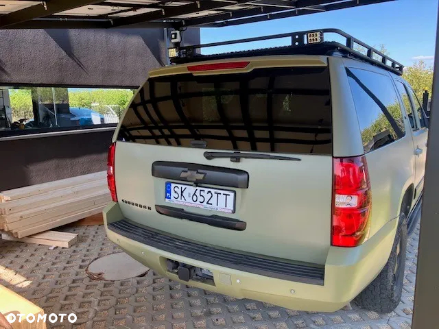 Chevrolet Suburban 5.3 LS 1500 4WD - 4
