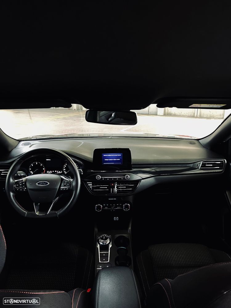 Ford Focus SW 1.5 EcoBlue S&S Aut. ST-LINE - 11