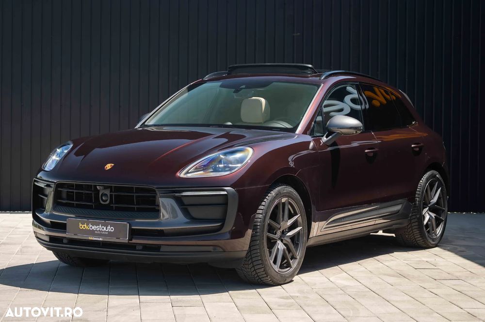 Porsche Macan T - 24